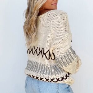 Gilli | Size Small | Chunky Knit Sweater with Contrast Stitching